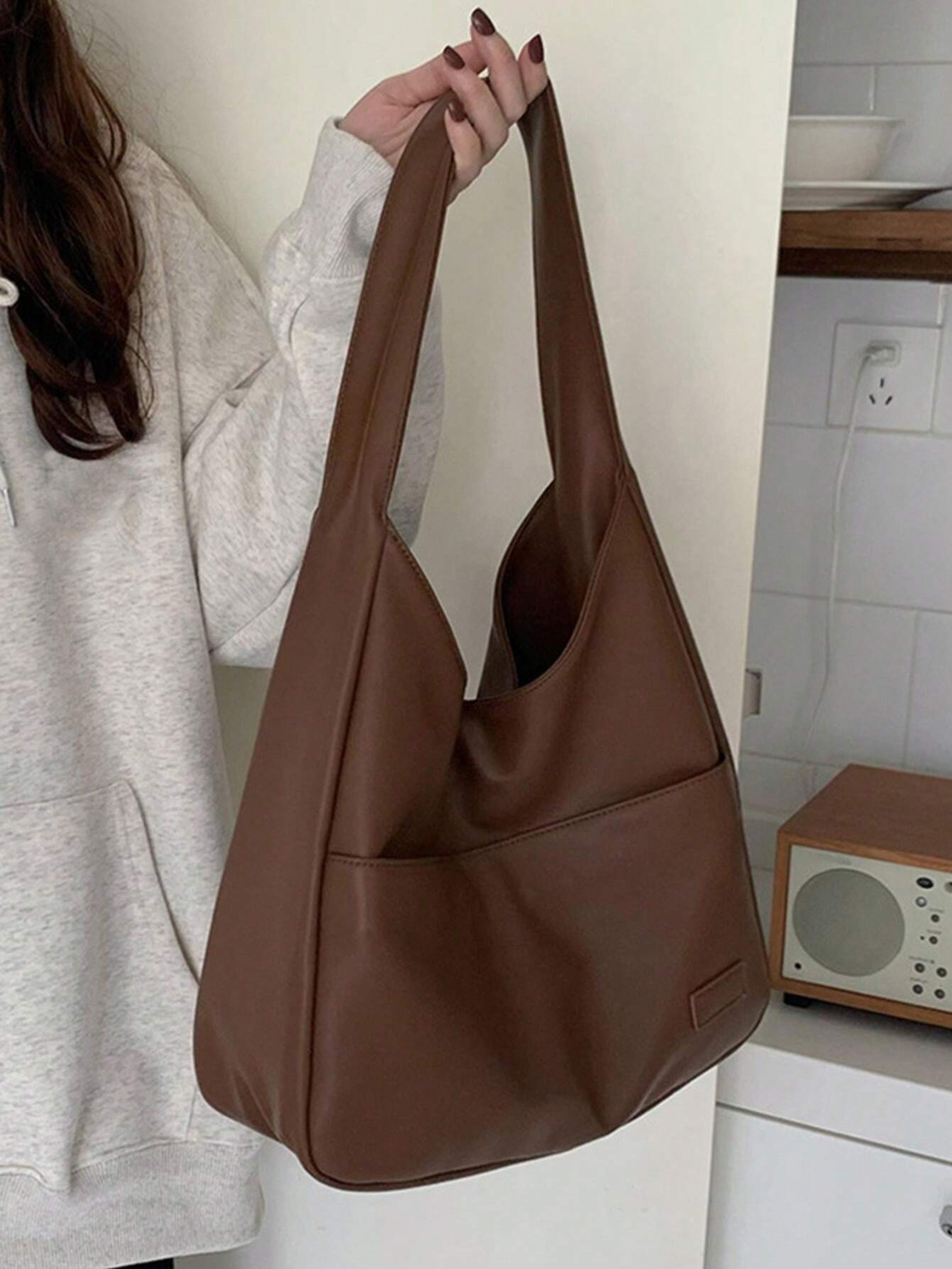 Luna Shoulder Bag