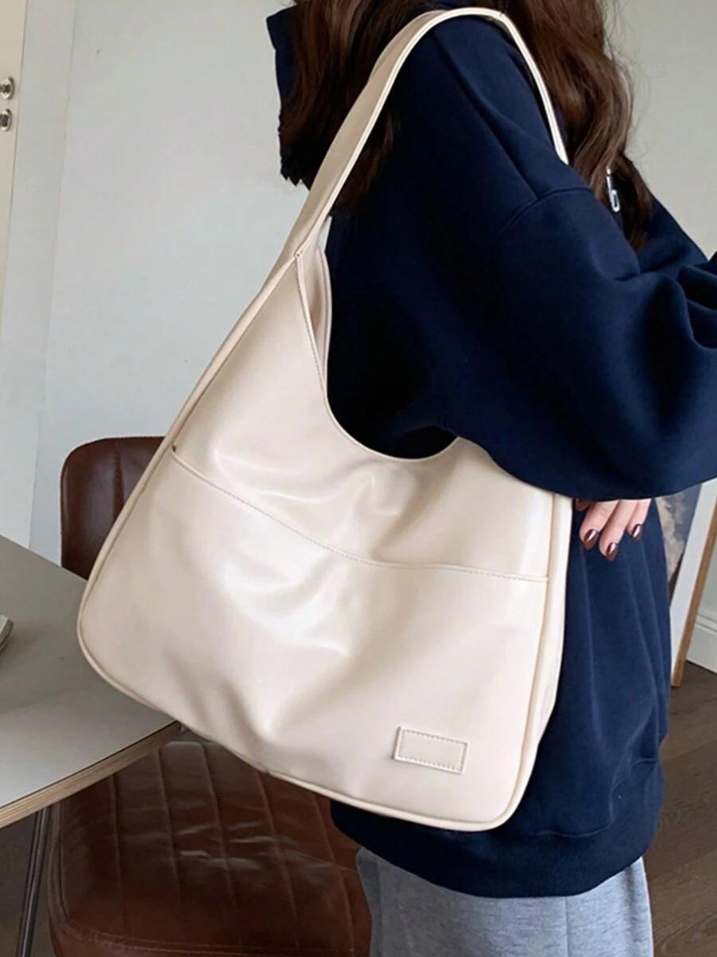 Luna Shoulder Bag