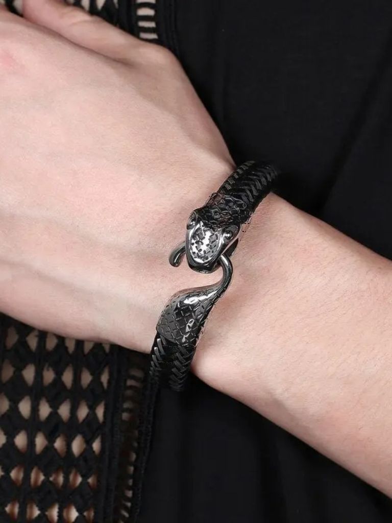 Elegant Snake Bracelet - Cross & Crown