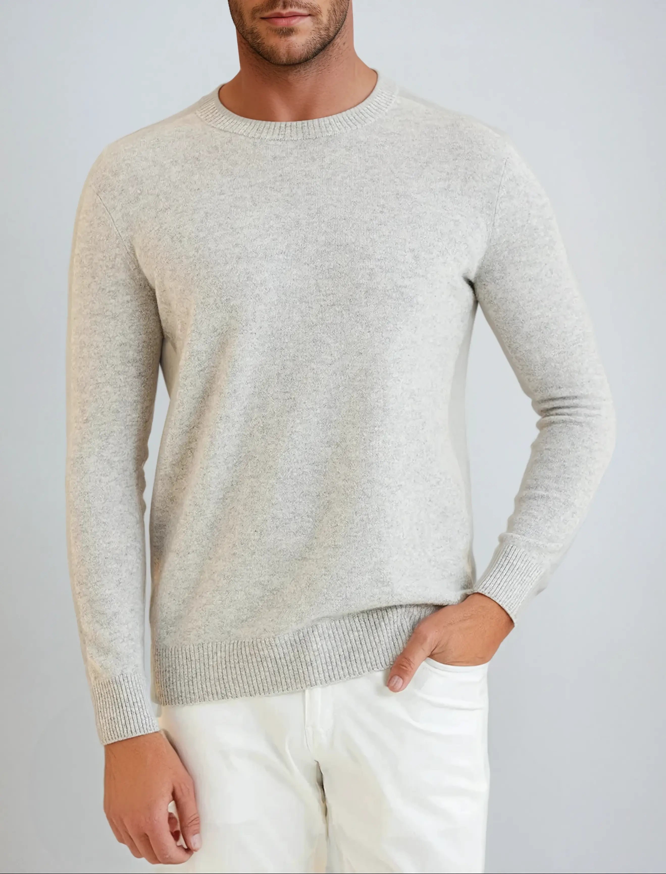 Signature Cashmere Sweater – Light Grey